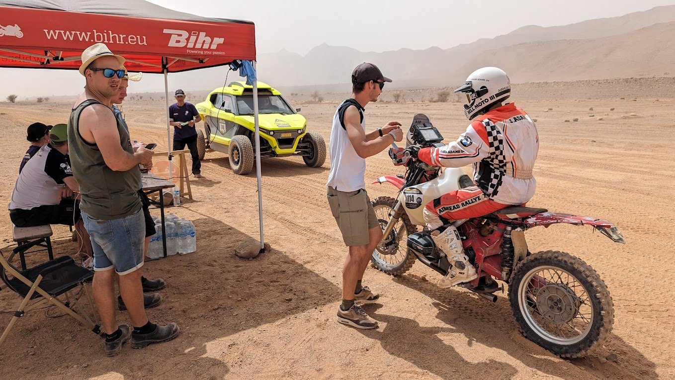 Rallye moto désert